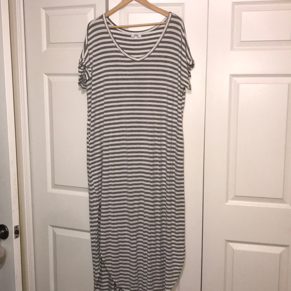 Piko Maxi Dress